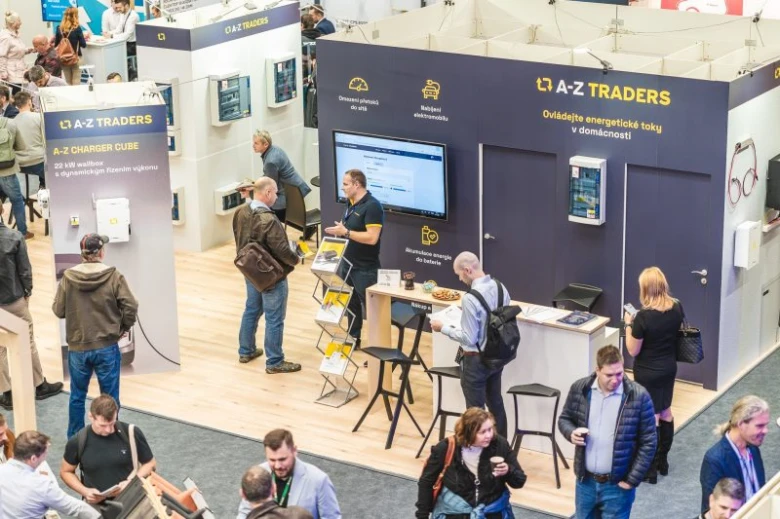 Stánek firmy A-Z Traders na veletrhu fotovoltaiky