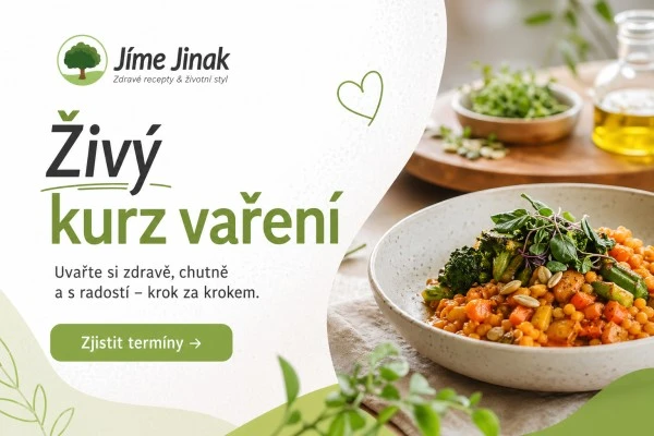 Mísa s vařeným bulgurem, zeleninou a bylinkami